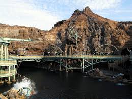 Lagoon and attractions at Tokyo DisneySea
